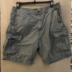 Levi's Men's Grey and Green Shorts